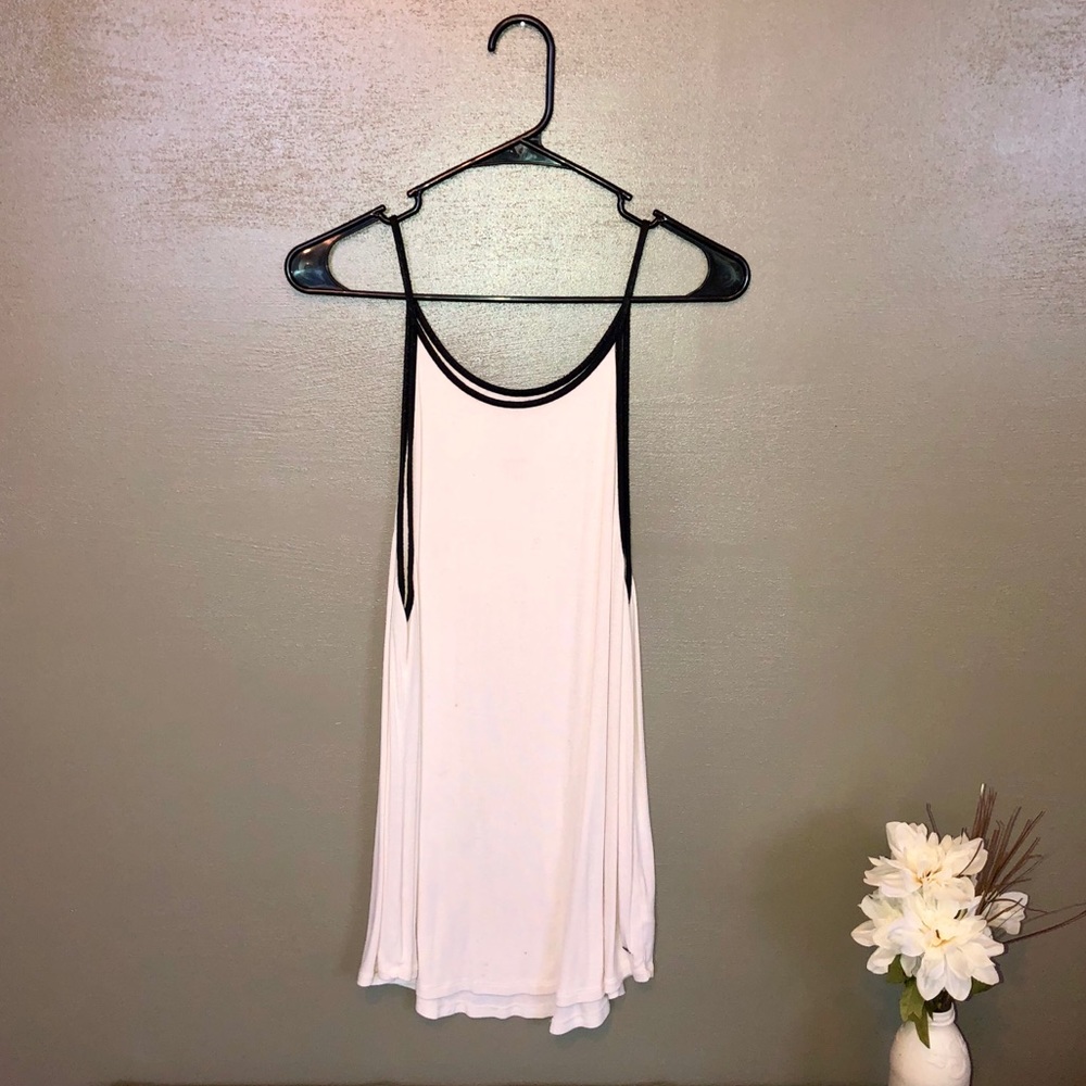 Flowy Tank AEO